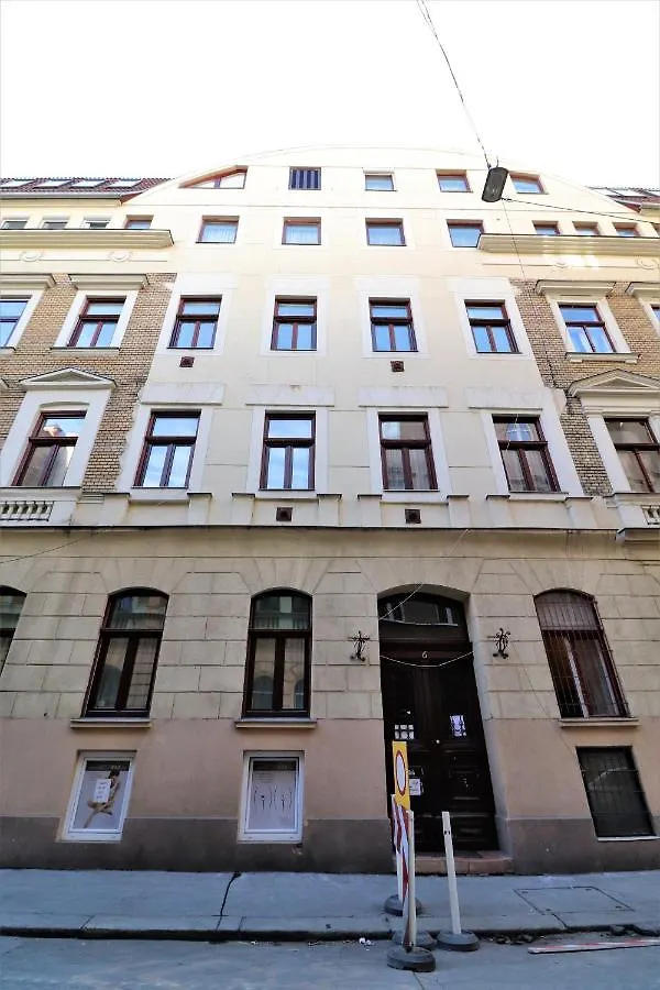 Andrassy Avenue Exclusive Apartment Budapest
