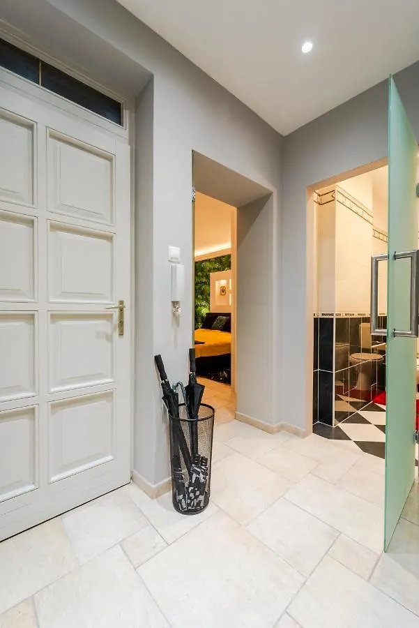 Andrassy Avenue Exclusive Apartment Budapest