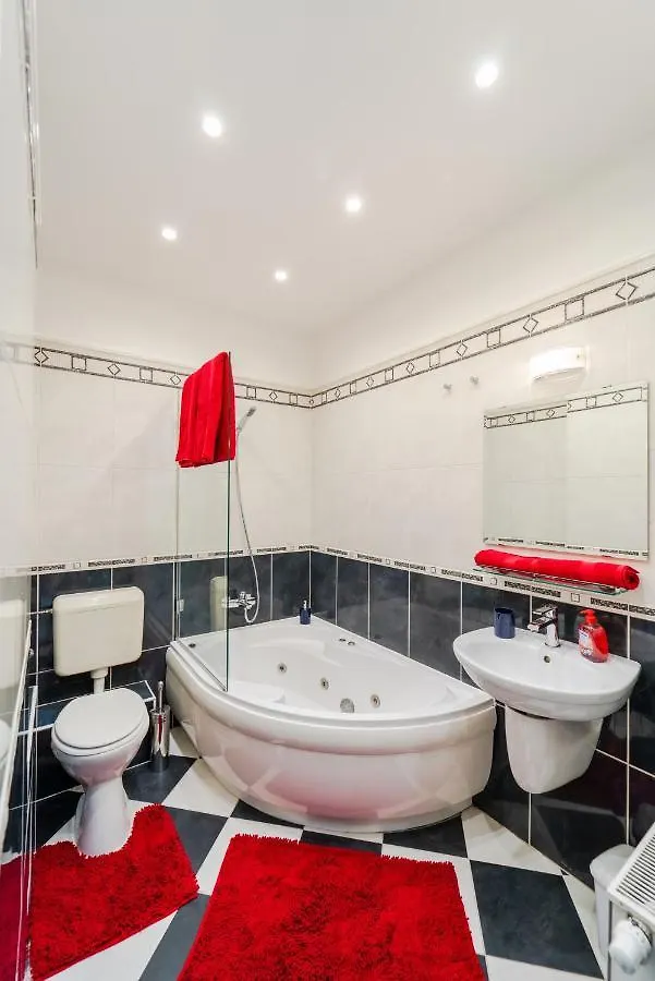 Andrassy Avenue Exclusive Apartment Budapest